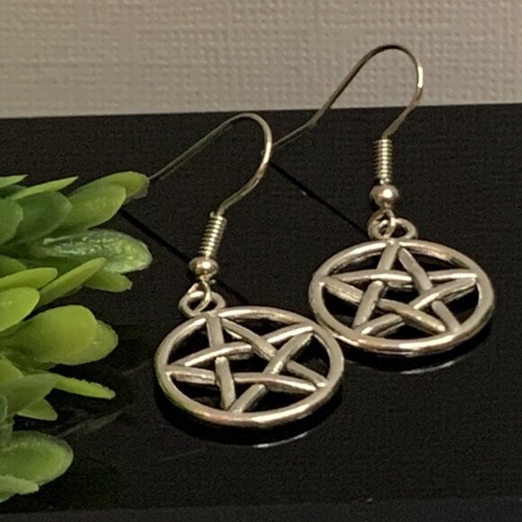 Pentagram Earring, Pentagram Jewelry, Punk Goth Jewelry, Punk Goth Earring, Gift - Picture 1 of 6